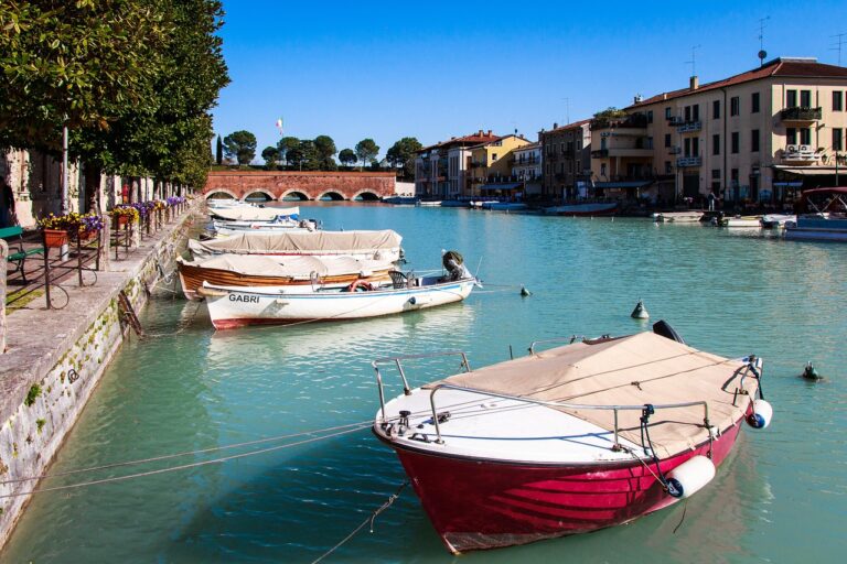boat-4344483_1280