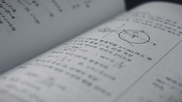 math-3986758_1280