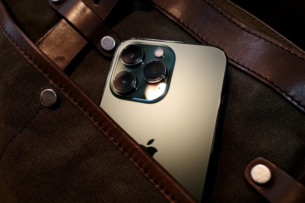 Everything You Should Know About the Airtag MagSafe Wallet for iPhone