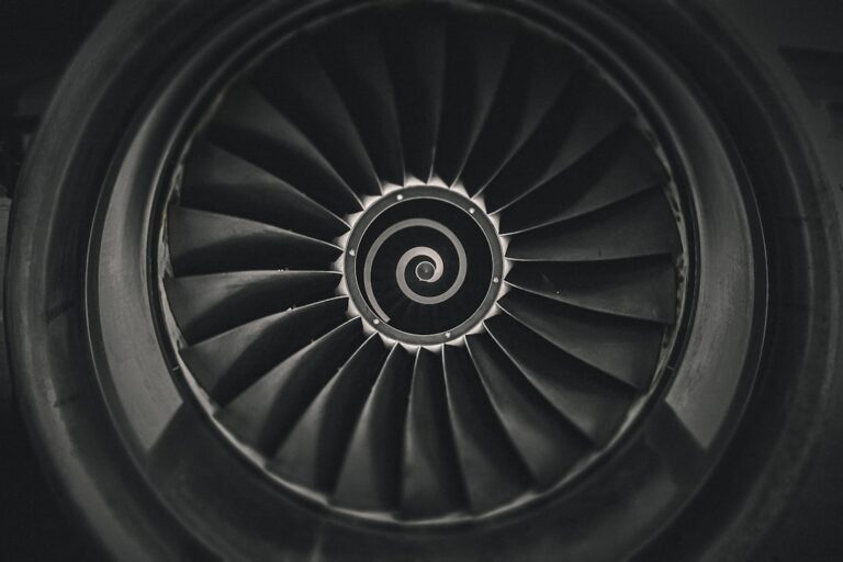 a black and white photo of a jet engine